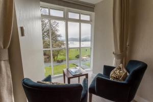 Double Room with Lake View room in Storrs Hall Hotel