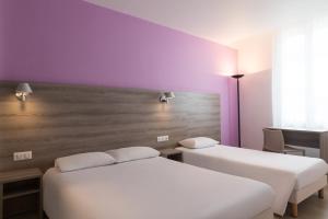 Hotels The Originals City, Hotel Nevers Centre Gare (Inter-Hotel) : Chambre Triple