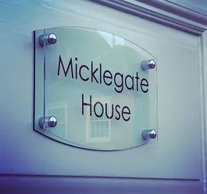 Micklegate House - 卡尔顿