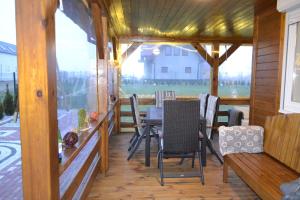 DomekTomek z kominkiem i ogrodem 1000m