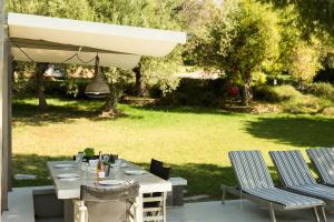 Olivia Estate Villa with Private Swimming Pool