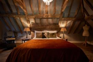 Suite room in The Bell in Ticehurst
