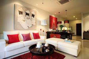 Two Villas HOLIDAY - ONYX Style Naiharn Beach, Phuket