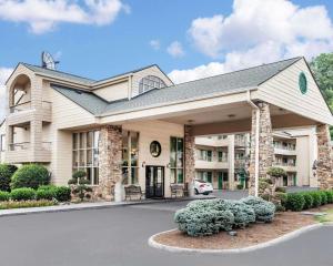 Quality Inn & Suites at Dollywood Lane in Pigeon Forge