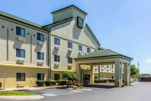 Quality Inn & Suites - Murfreesboro