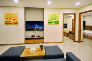 Holi Beach Hotel & Apartments