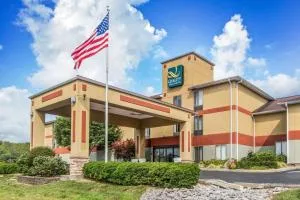 Quality Inn & Suites - Aurora