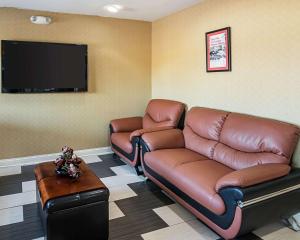Econo Lodge Inn & Suites Natchitoches