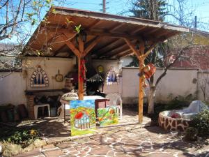 Hadjibulevata Guest House