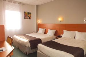 Hotels Hotel Cecil Metz Gare : Chambre Triple Standard