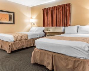Double Room with Two Double Beds - Non-Smoking room in Suburban Extended Stay Kennesaw