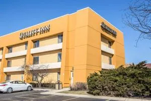 Quality Inn Elgin I-90 - 埃尔金