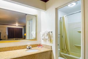 Econo Lodge South Holland - Chicago Southland