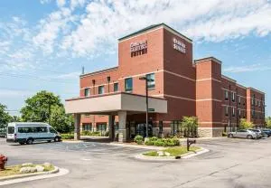 Comfort Suites Canton - Detroit - Canton