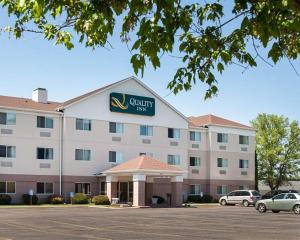 Quality Inn Brooklyn Center