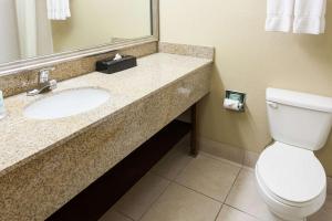 Double Room with Two Double Beds - Non-Smoking room in Comfort Inn & Suites Statesville - Mooresville