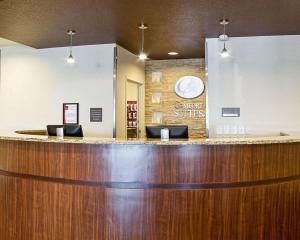 Comfort Suites Minot South