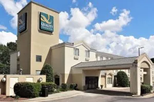 Quality Inn & Suites Raleigh North - Wake Forest