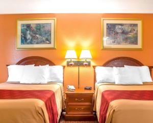 Econo Lodge Cuba I-86