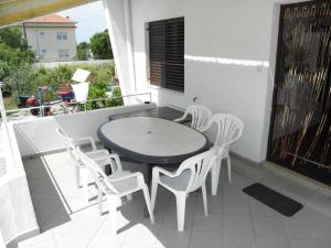 Apartments Kuce - 150m from beach