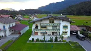 玛丽亚金瑟尔公寓 - 平斯旺