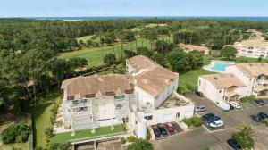 Appart'hotels Madame Vacances Les Palmiers du Golf Service Premium : photos des chambres