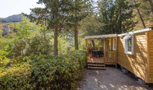 Campings Camping de la Vallee Heureuse : photos des chambres