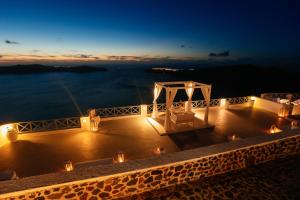 Ilioperato Hotel Santorini Greece