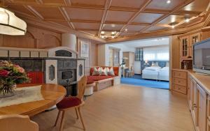 Superior Double Room room in Hotel Tiroler Stuben