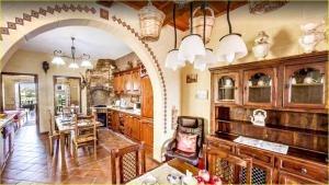 Great Seaviews Location - FREE Gozo taxi service, Fast WIFI, Bicycles, BBQ & Parking, No Car needed