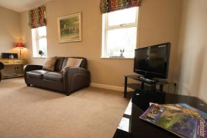 Hardwick Cottage- Darwin Lake Holiday Village