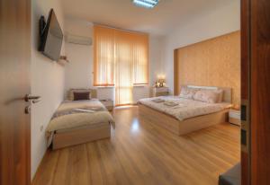 Guest House Center