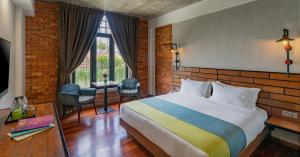 Treasures Hotel and Suites