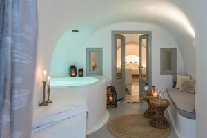 Cocoon Suites Santorini Greece