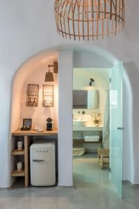 Cocoon Suites Santorini Greece