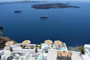 Cocoon Suites Santorini Greece