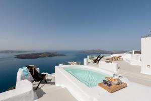 Cocoon Suites Santorini Greece