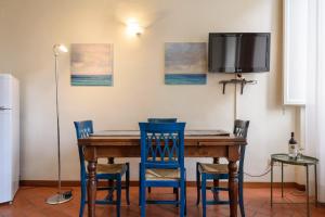 Enchanting Alcove in Florence Ponte Vecchio