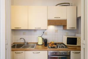 Enchanting Alcove in Florence Ponte Vecchio