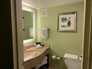 Crowne Plaza Virginia Beach Town Center by IHG