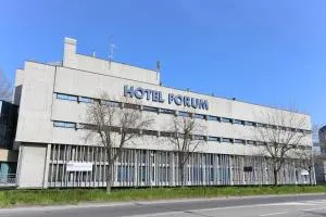 论坛酒店 - 圣伊拉廖登扎