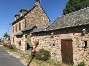 B&B / Chambres d'hotes Gite Lo Soulenquo a Fonteilles : photos des chambres