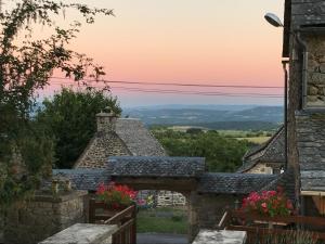 Gite Lo Soulenquo à  Fonteilles sur le GR 65