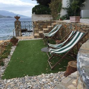 Roditses Beach Sea Front Apartments Samos Greece