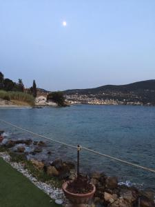 Roditses Beach Sea Front Apartments Samos Greece