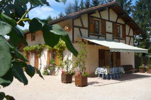 Maisons d'hotes Domaine des Charmilles : photos des chambres