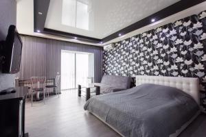 Luxury Studios on Nauki Avenue