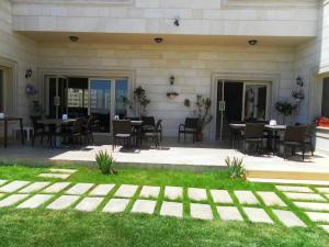 Beit El Kroum Boutique Hotel