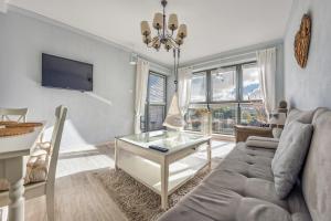 Międzyzdrojski Rynek, Sun & Snow