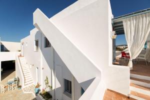 Fivos Apartments Paros Greece